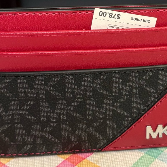 Givvy Michael Kors Red and Black Signature Wallet - Picture 1 of 1